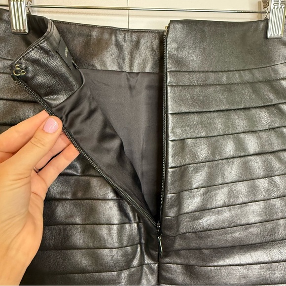Majorelle - Chloe Black Faux Leather pleated Mini Skirt - XS - Picture 7 of 10